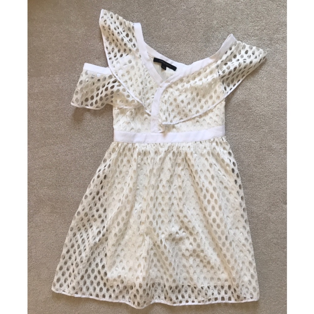 Cynthia Steffe One-Shoulder Ruffle - Picture 3 of 5